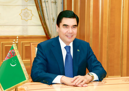 Türkmenistanyň Prezidenti HHR-iň Adatdan Daşary we Doly Ygtyýarly Ilçisinden Ynanç Hatyny Kabul Etdi