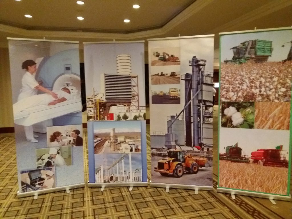 Garaşsyz Baky Bitarap Türkmenistanyň 25 Ýyllygy Stambul Türkiýä Foto Galereýa