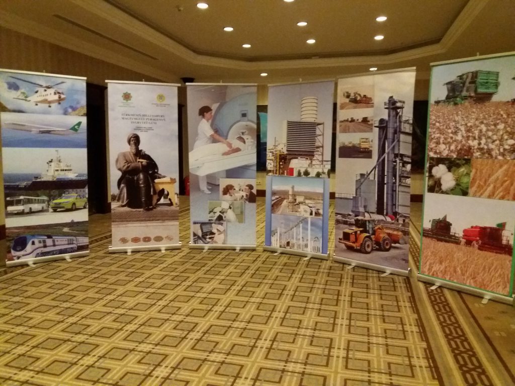 Garaşsyz Baky Bitarap Türkmenistanyň 25 Ýyllygy Stambul Türkiýä Foto Galereýa