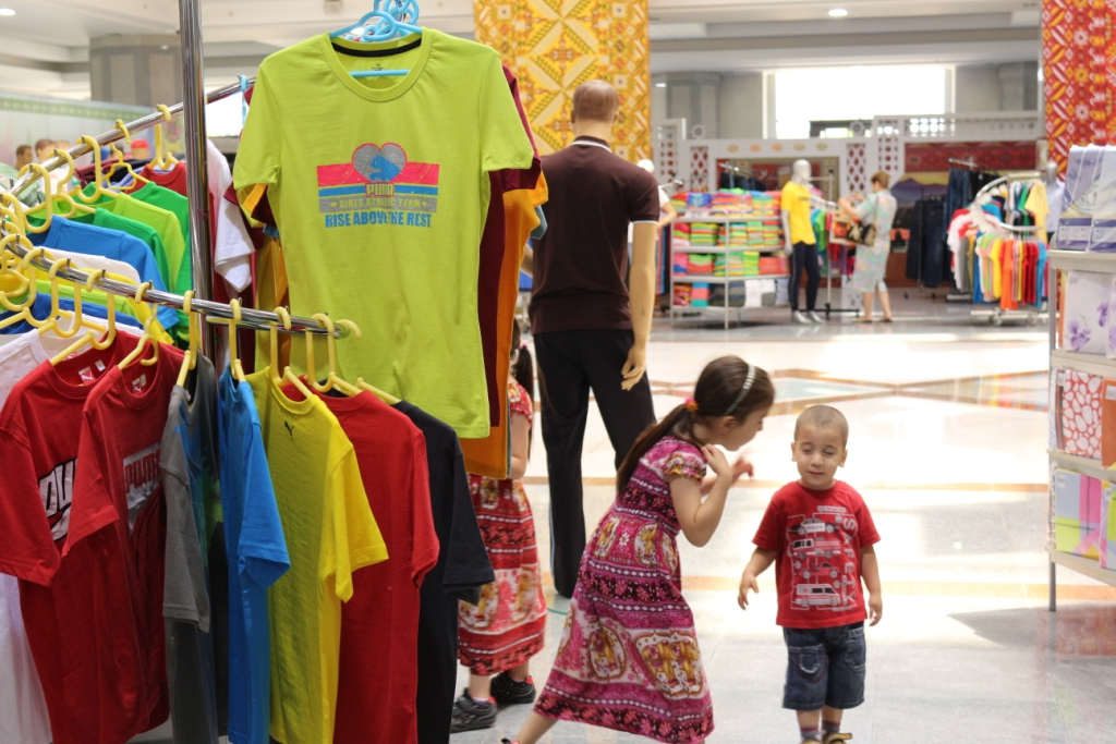 Türkmenistanyň Dokma Senagatynyň Harytlary