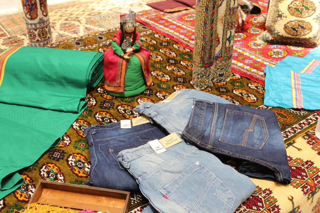 Dokma Senagatyň Harytlary Türkmenistan Fotogaleriýa