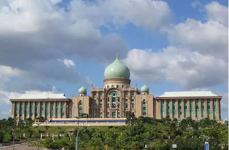 Türkmenistanyň Prezidentiniň Malaýziýa Resmi Sapary Başlandy
