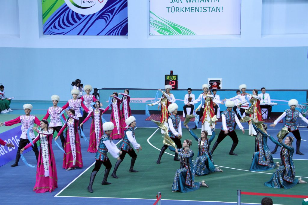 Türkmenistan Aşgabatda Basketbol Boýunça Halkara Ýaryşy Fotogalereýa