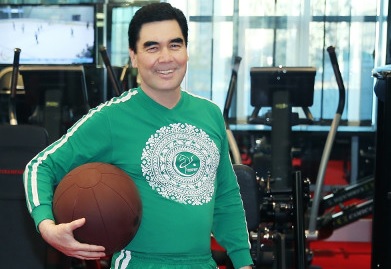 Hormatly Prezidentimiz Gurbanguly Berdimuhamedow Paýtagtymyzyň Sport Merkezlerinde Türgenleşik Geçdi