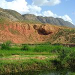Pederlerimiziň Dag Gaýalarynyň Içinde Gazan Guýylary Köýtendagyň Gözel Ýerleriniň Biridir