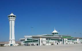 Türkmenistanyň Prezidenti Türkmenbaşy Şäheriniň Halkara Howa Menzilinde Iş Maslahatyny Geçirdi