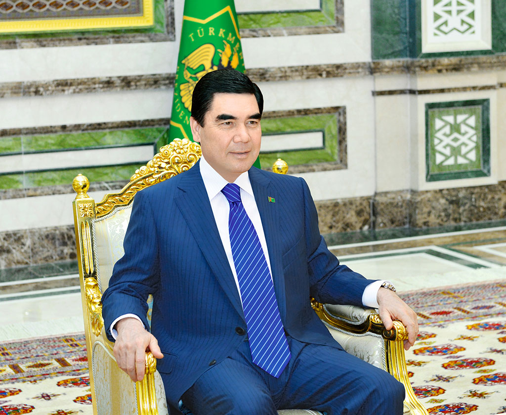 Türkmenistanyň Prezidenti Palestina Döwletiniň Adatdan Daşary we Doly Ygtyýarly Ilçisinden Ynanç Hatyny Kabul Etdi