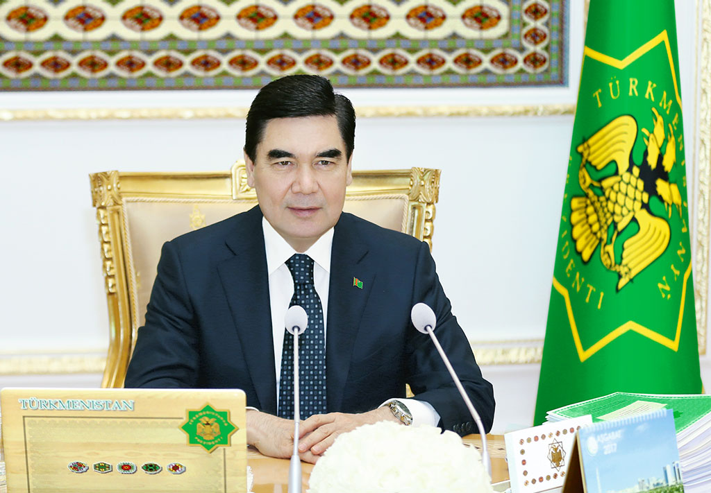 Türkmenistanyň Prezidentini Permana Gol Çekdi