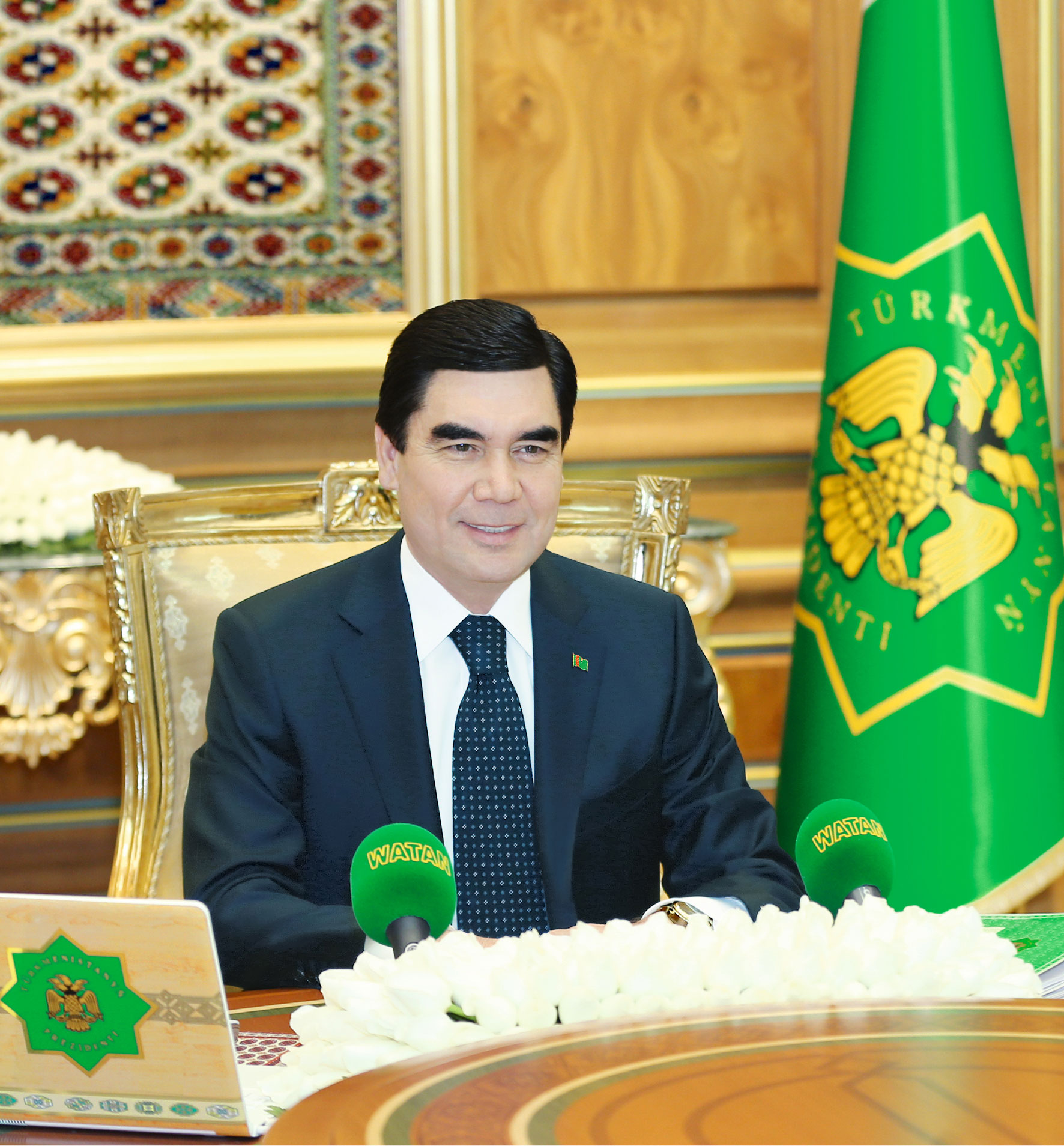 Türkmenistanyň Prezidenti Gurbanguly Berdimuhamedow Wezipä Bellemek Hakynda Birnäçe Resminama Gol Çekdi