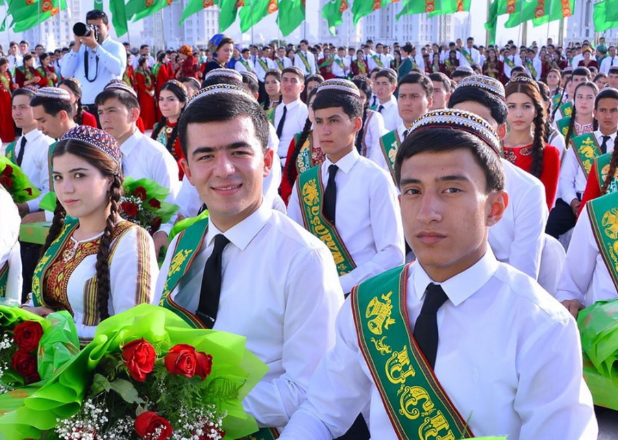 Türkmenistanyň Mekdeplerinde «Soňky Jaň» Kakyldy