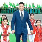 Hormatly Prezidentimiz Gurbanguly Berdimuhamedow Watandaşlarymyzy Türkmenistanyň Konstitusiýasynyň Hem-de Magtymguly Pyragynyň Şygryýet Güni Bilen Gutlady