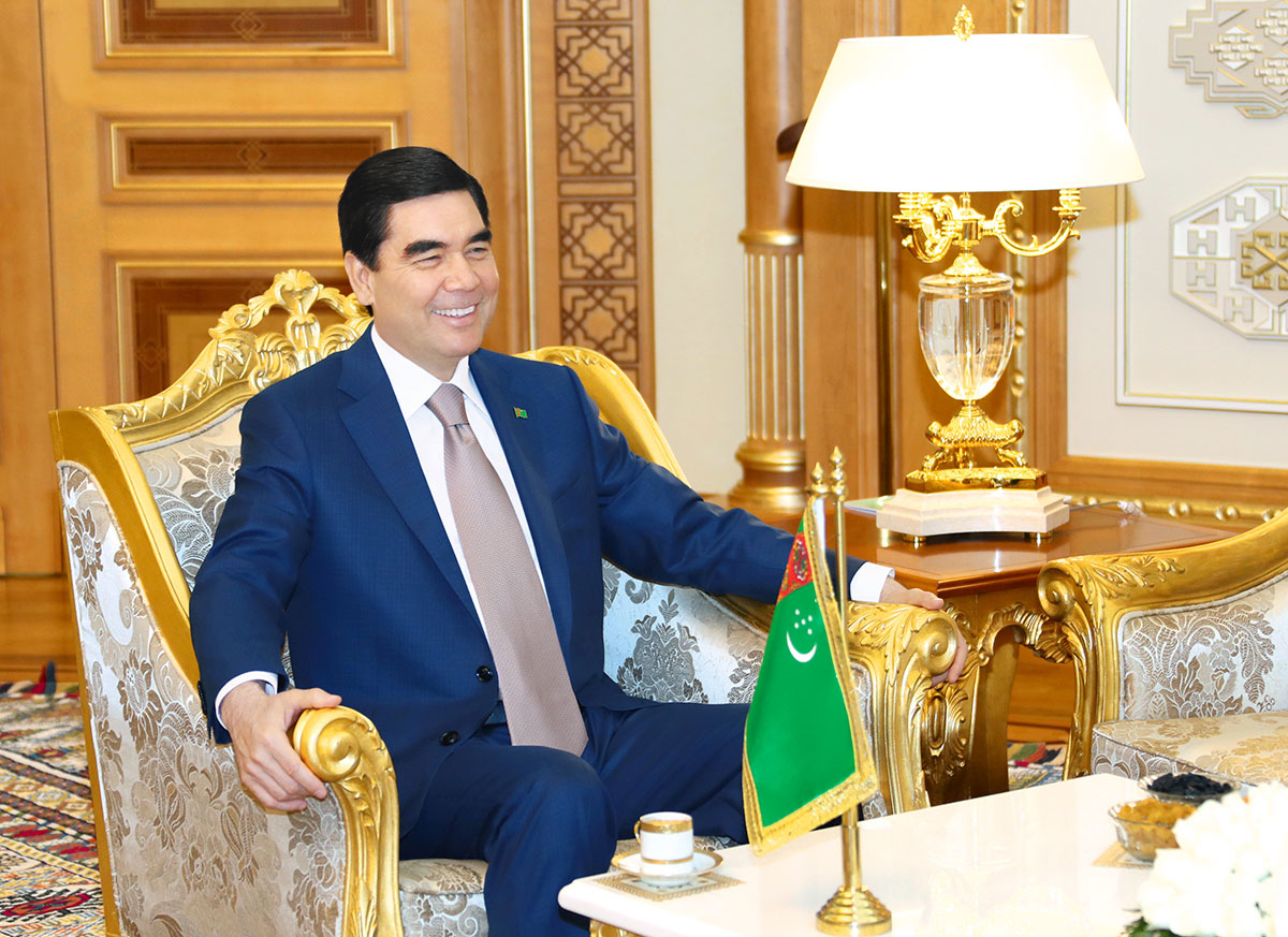 Türkmenistanyň Prezidenti Özbek Kärdeşi Bilen Duşuşyk Geçirdi