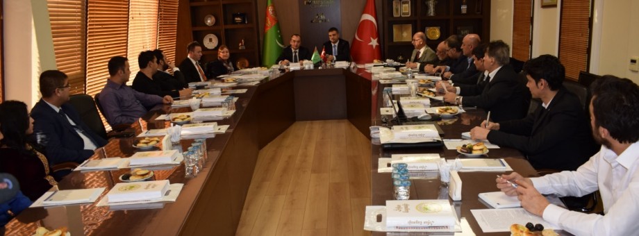 Türkiýe Respublikasynyň Stambul Şäherinde Halkara Bitaraplyk Gününe Bagyşlanan Maslahat Geçirildi